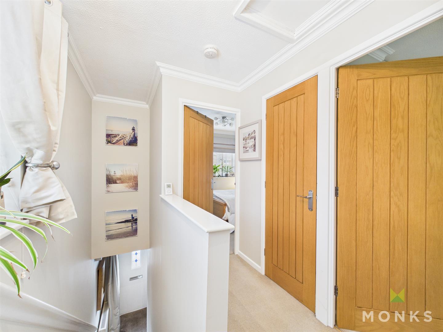 23 Orchard Drive, Oswestry, SY11 4LX For Sale 23 Orchard Drive, Oswestry, SY11 4LX For Sale